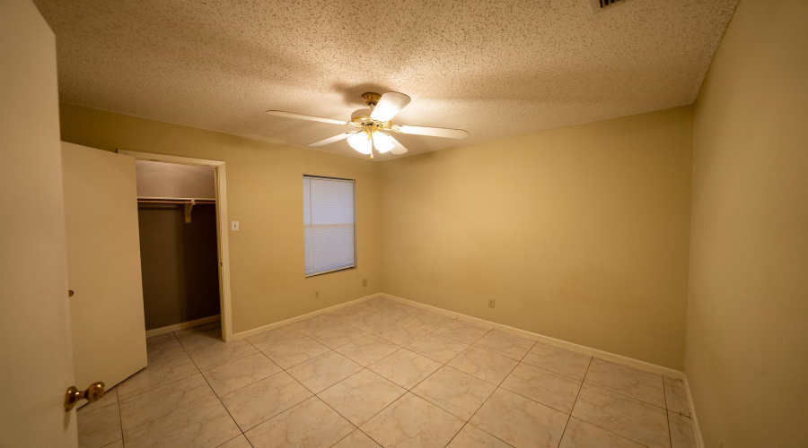 725 Baretta Ct, Laredo, Texas 78043, 3 Bedrooms Bedrooms, 7 Rooms Rooms,2 BathroomsBathrooms,Residential,For Sale,725 Baretta Ct,20253946