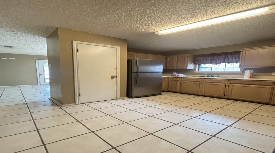 8921 N Tucson Ln, Laredo, Texas 78045-1959, 4 Bedrooms Bedrooms, 4 Rooms Rooms,3 BathroomsBathrooms,Residential,For Sale,8921 N Tucson Ln,20253947