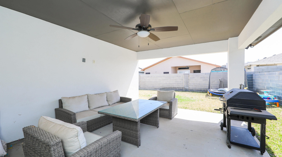 511 Prado Dr, Laredo, Texas 78045, 4 Bedrooms Bedrooms, 7 Rooms Rooms,2 BathroomsBathrooms,Residential,For Sale,511 Prado Dr,20253949