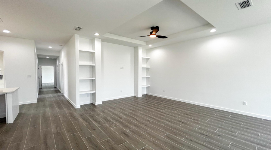 1721 Cordova Dr., Laredo, Texas 78046, 3 Bedrooms Bedrooms, 4 Rooms Rooms,2 BathroomsBathrooms,Residential,For Sale,1721 Cordova Dr.,20253951