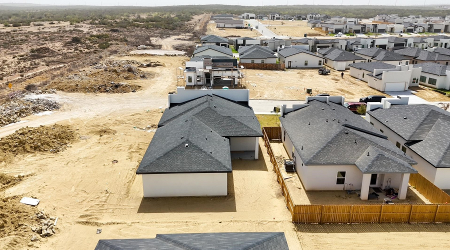 1721 Cordova Dr., Laredo, Texas 78046, 3 Bedrooms Bedrooms, 4 Rooms Rooms,2 BathroomsBathrooms,Residential,For Sale,1721 Cordova Dr.,20253951