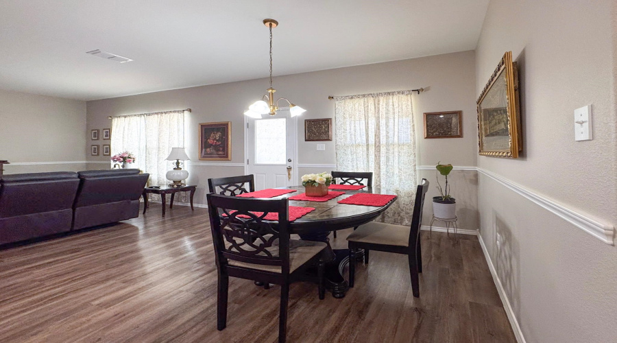 4303 Gabriela Ln., Laredo, Texas 78046, 3 Bedrooms Bedrooms, 3 Rooms Rooms,2 BathroomsBathrooms,Residential,For Sale,4303 Gabriela Ln.,20253960