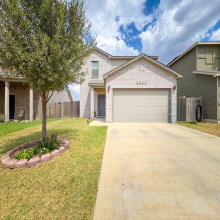 4303 Gabriela Ln., Laredo, Texas 78046, 3 Bedrooms Bedrooms, 3 Rooms Rooms,2 BathroomsBathrooms,Residential,For Sale,4303 Gabriela Ln.,20253960