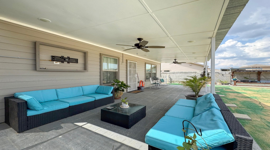 4303 Gabriela Ln., Laredo, Texas 78046, 3 Bedrooms Bedrooms, 3 Rooms Rooms,2 BathroomsBathrooms,Residential,For Sale,4303 Gabriela Ln.,20253960