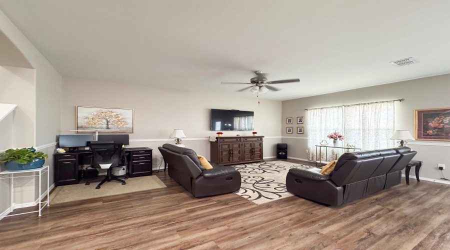 4303 Gabriela Ln., Laredo, Texas 78046, 3 Bedrooms Bedrooms, 3 Rooms Rooms,2 BathroomsBathrooms,Residential,For Sale,4303 Gabriela Ln.,20253960