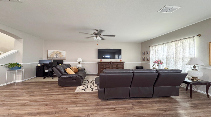 4303 Gabriela Ln., Laredo, Texas 78046, 3 Bedrooms Bedrooms, 3 Rooms Rooms,2 BathroomsBathrooms,Residential,For Sale,4303 Gabriela Ln.,20253960