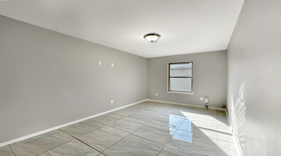 5509 Stallion Ln., Laredo, Texas 78046, 3 Bedrooms Bedrooms, 7 Rooms Rooms,2 BathroomsBathrooms,Residential,For Sale,5509 Stallion Ln.,20253964