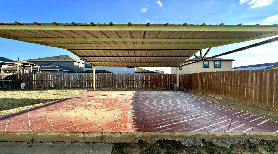5509 Stallion Ln., Laredo, Texas 78046, 3 Bedrooms Bedrooms, 7 Rooms Rooms,2 BathroomsBathrooms,Residential,For Sale,5509 Stallion Ln.,20253964