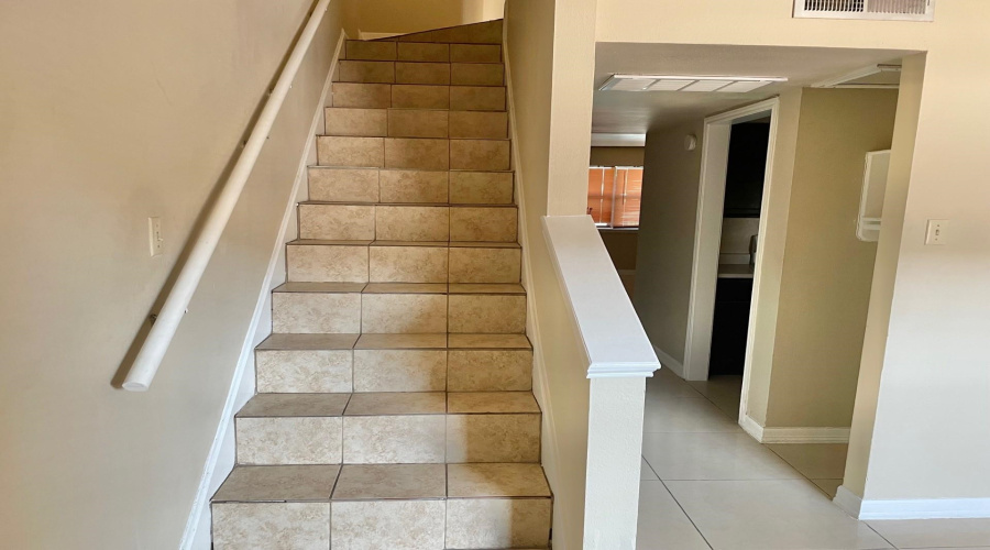 8915 McPherson Rd, LAREDO, Texas 78045, 2 Bedrooms Bedrooms, 5 Rooms Rooms,2 BathroomsBathrooms,Residential,For Rent,8915 McPherson Rd,20253973
