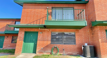 8915 McPherson Rd, LAREDO, Texas 78045, 2 Bedrooms Bedrooms, 5 Rooms Rooms,2 BathroomsBathrooms,Residential,For Rent,8915 McPherson Rd,20253973