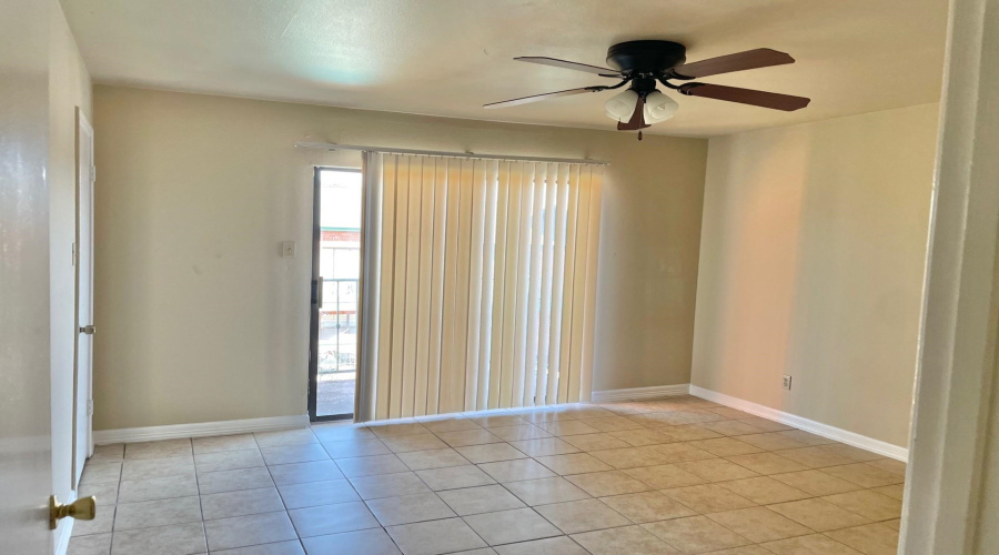 8915 McPherson Rd, LAREDO, Texas 78045, 2 Bedrooms Bedrooms, 5 Rooms Rooms,2 BathroomsBathrooms,Residential,For Rent,8915 McPherson Rd,20253973