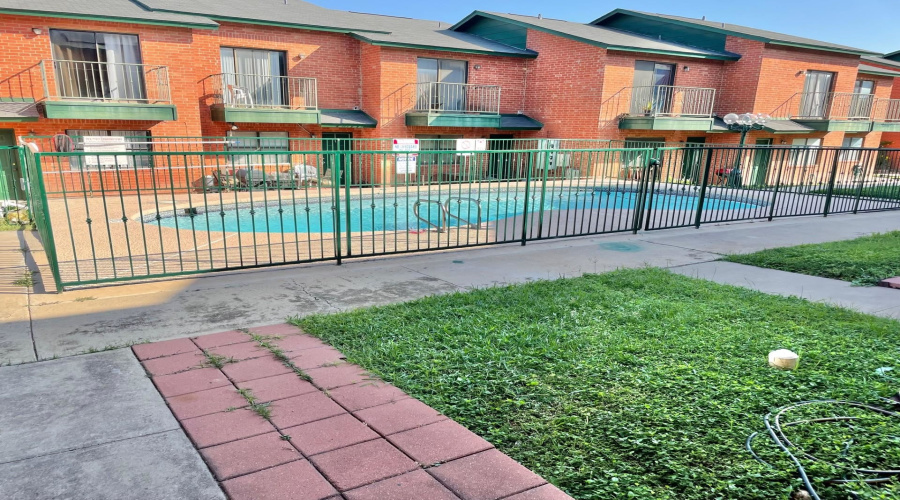 8915 McPherson Rd, LAREDO, Texas 78045, 2 Bedrooms Bedrooms, 5 Rooms Rooms,2 BathroomsBathrooms,Residential,For Rent,8915 McPherson Rd,20253973
