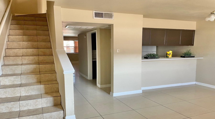 8915 McPherson Rd, LAREDO, Texas 78045, 2 Bedrooms Bedrooms, 5 Rooms Rooms,2 BathroomsBathrooms,Residential,For Rent,8915 McPherson Rd,20253973