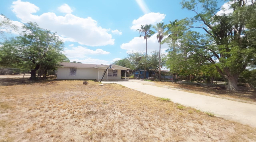 1713 Margarita Ln, LAREDO, Texas 78046, 3 Bedrooms Bedrooms, 6 Rooms Rooms,1 BathroomBathrooms,Residential,For Sale,1713 Margarita Ln,20253975