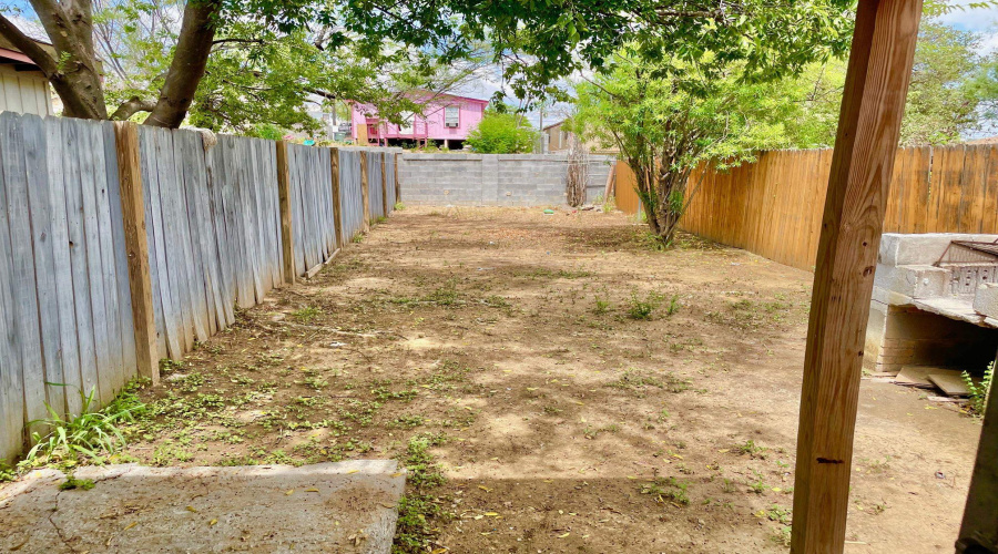 806 OKane St, LAREDO, Texas 78040, 3 Bedrooms Bedrooms, 5 Rooms Rooms,1 BathroomBathrooms,Residential,For Rent,806 OKane St,20253976
