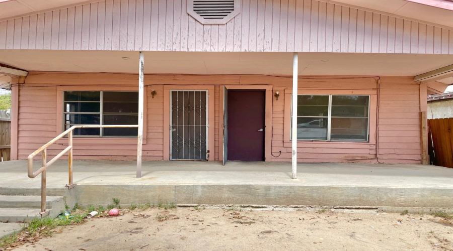 806 OKane St, LAREDO, Texas 78040, 3 Bedrooms Bedrooms, 5 Rooms Rooms,1 BathroomBathrooms,Residential,For Rent,806 OKane St,20253976