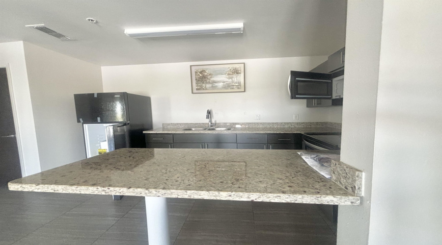 502 Shiloh Dr, Laredo, Texas 78045, 1 Bedroom Bedrooms, 2 Rooms Rooms,1 BathroomBathrooms,Residential,For Rent,502 Shiloh Dr,20253980