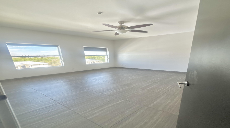 502 Shiloh Dr, Laredo, Texas 78045, 1 Bedroom Bedrooms, 2 Rooms Rooms,1 BathroomBathrooms,Residential,For Rent,502 Shiloh Dr,20253980