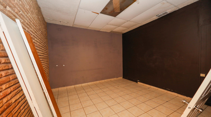 2718 E Price St, Laredo, Texas 78041, 3 Bedrooms Bedrooms, 5 Rooms Rooms,1 BathroomBathrooms,Residential,For Rent,2718 E Price St,20253989 2718 E Price St, Laredo, Texas 78041, 3 Bedrooms Bedrooms, 5 Rooms Rooms,1 BathroomBathrooms,Residential,For Rent,2718 E Price St,20253989