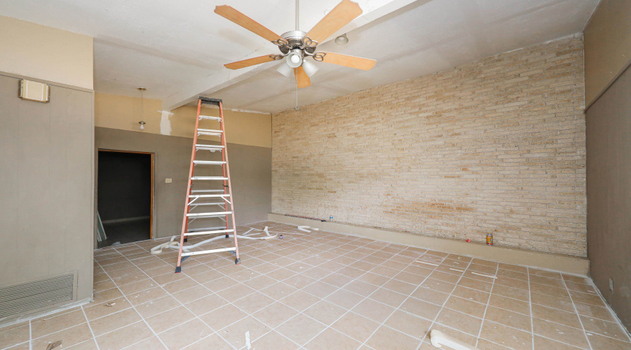 2718 E Price St, Laredo, Texas 78041, 3 Bedrooms Bedrooms, 5 Rooms Rooms,1 BathroomBathrooms,Residential,For Rent,2718 E Price St,20253989 2718 E Price St, Laredo, Texas 78041, 3 Bedrooms Bedrooms, 5 Rooms Rooms,1 BathroomBathrooms,Residential,For Rent,2718 E Price St,20253989