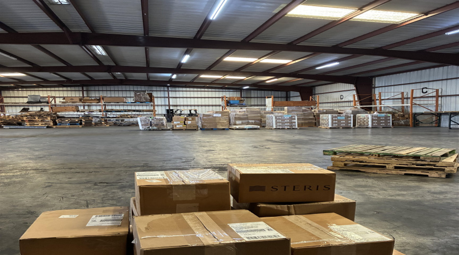 14414 Industry Ave, LAREDO, Texas 78045, 1 Bedroom Bedrooms, 11 Rooms Rooms,2 BathroomsBathrooms,Commercial/industrial,For Rent,14414 Industry Ave,20254260