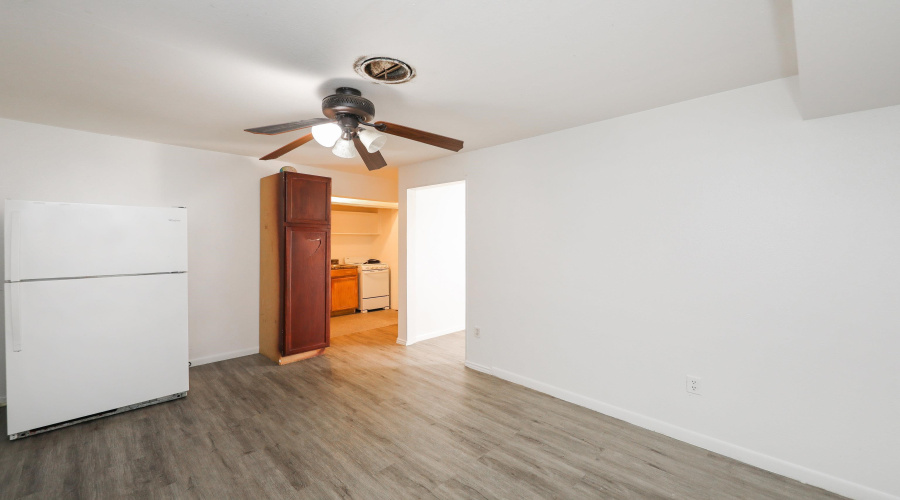 1402 Corpus Christi St, Laredo, Texas 78040, 1 Bedroom Bedrooms, 2 Rooms Rooms,1 BathroomBathrooms,Residential,For Rent,1402 Corpus Christi St,20253992 1402 Corpus Christi St, Laredo, Texas 78040, 1 Bedroom Bedrooms, 2 Rooms Rooms,1 BathroomBathrooms,Residential,For Rent,1402 Corpus Christi St,20253992