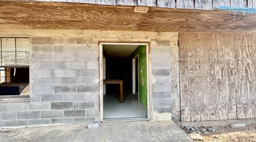 530 Morales, EL Cenizo, Texas 78046, 2 Bedrooms Bedrooms, 4 Rooms Rooms,1 BathroomBathrooms,Residential,For Sale,530 Morales,20253995