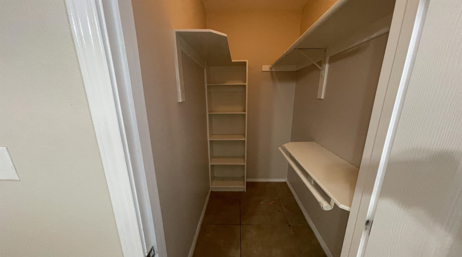 5402 Marcella Ave, LAREDO, Texas 78041, 1 Bedroom Bedrooms, 3 Rooms Rooms,1 BathroomBathrooms,Residential,For Rent,5402 Marcella Ave,20253997