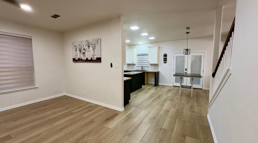 109 Parula Place Ct, Laredo, Texas 78045, 4 Bedrooms Bedrooms, 8 Rooms Rooms,2 BathroomsBathrooms,Residential,For Sale,109 Parula Place Ct,20254000