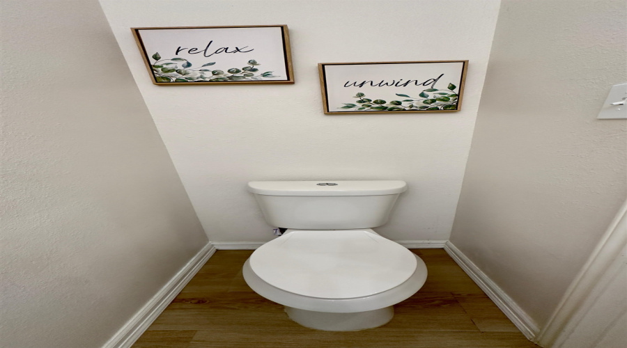 109 Parula Place Ct, Laredo, Texas 78045, 4 Bedrooms Bedrooms, 8 Rooms Rooms,2 BathroomsBathrooms,Residential,For Sale,109 Parula Place Ct,20254000