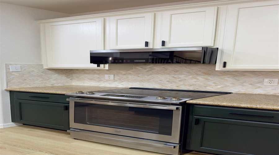 109 Parula Place Ct, Laredo, Texas 78045, 4 Bedrooms Bedrooms, 8 Rooms Rooms,2 BathroomsBathrooms,Residential,For Sale,109 Parula Place Ct,20254000