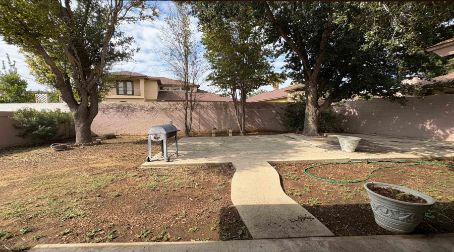 1520 Serene Dr, Laredo, Texas 78045, 3 Bedrooms Bedrooms, 9 Rooms Rooms,2 BathroomsBathrooms,Residential,For Sale,1520 Serene Dr,20254002