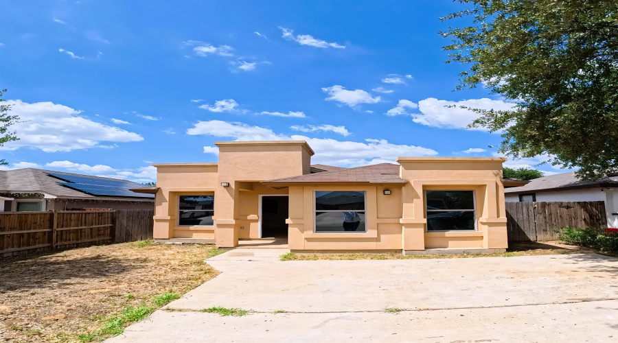 4416 Wild Flower Ave, Laredo, Texas 78045, 3 Bedrooms Bedrooms, 5 Rooms Rooms,2 BathroomsBathrooms,Residential,For Sale,4416 Wild Flower Ave,20254003