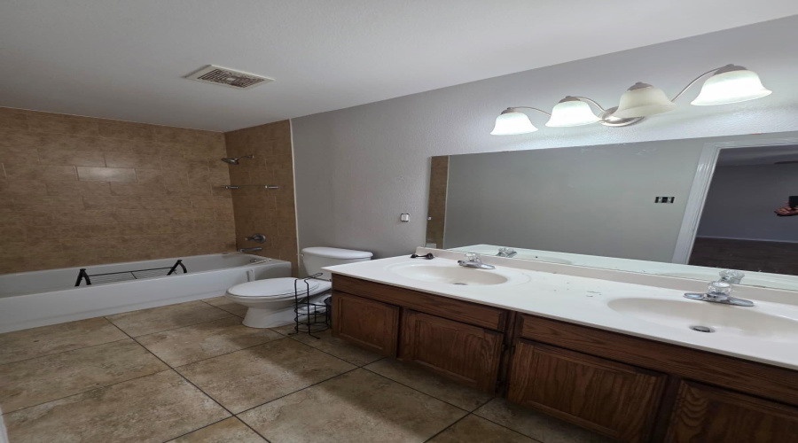 613 Cuervo Dr, Laredo, Texas 78045, 3 Bedrooms Bedrooms, 5 Rooms Rooms,2 BathroomsBathrooms,Residential,For Rent,613 Cuervo Dr,20254006 613 Cuervo Dr, Laredo, Texas 78045, 3 Bedrooms Bedrooms, 5 Rooms Rooms,2 BathroomsBathrooms,Residential,For Rent,613 Cuervo Dr,20254006
