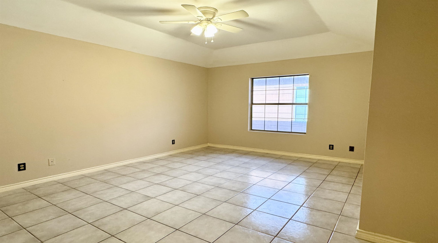 207 Martingale Ln, Laredo, Texas 78041, 2 Bedrooms Bedrooms, 4 Rooms Rooms,2 BathroomsBathrooms,Residential,For Rent,207 Martingale Ln,20254011 207 Martingale Ln, Laredo, Texas 78041, 2 Bedrooms Bedrooms, 4 Rooms Rooms,2 BathroomsBathrooms,Residential,For Rent,207 Martingale Ln,20254011