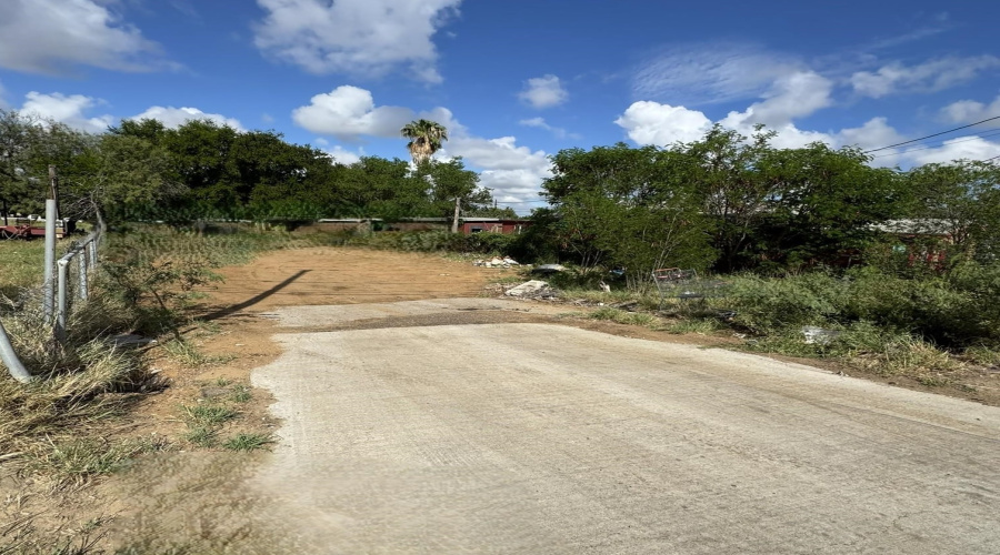 1712 SaCred Heart Dr, Laredo, Texas 78046, ,Land,For Sale,1712 SaCred Heart Dr,20254126