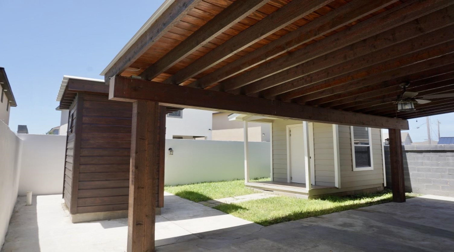 4307 Regina Dr., Laredo, Texas 78046, 3 Bedrooms Bedrooms, 7 Rooms Rooms,2 BathroomsBathrooms,Residential,For Rent,4307 Regina Dr.,20254019