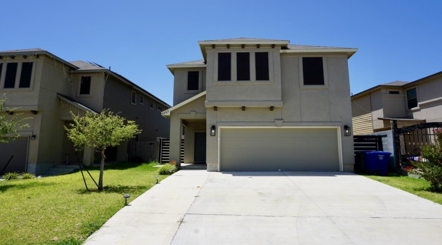 4307 Regina Dr., Laredo, Texas 78046, 3 Bedrooms Bedrooms, 7 Rooms Rooms,2 BathroomsBathrooms,Residential,For Rent,4307 Regina Dr.,20254019