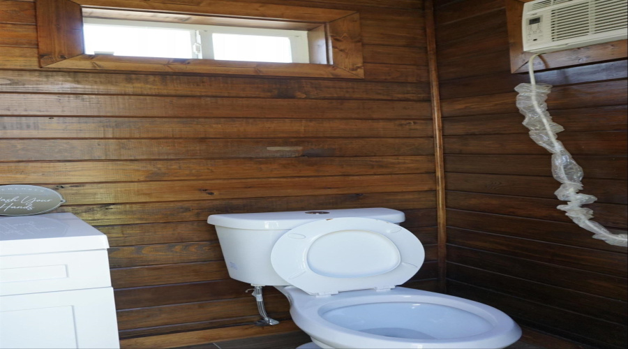 4307 Regina Dr., Laredo, Texas 78046, 3 Bedrooms Bedrooms, 7 Rooms Rooms,2 BathroomsBathrooms,Residential,For Rent,4307 Regina Dr.,20254019