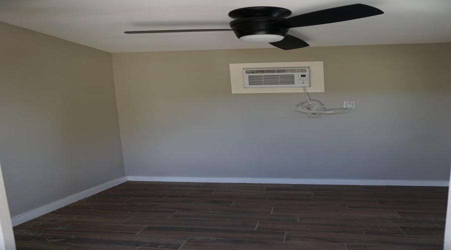 4307 Regina Dr., Laredo, Texas 78046, 3 Bedrooms Bedrooms, 7 Rooms Rooms,2 BathroomsBathrooms,Residential,For Rent,4307 Regina Dr.,20254019