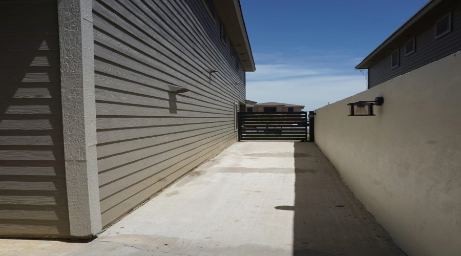 4307 Regina Dr., Laredo, Texas 78046, 3 Bedrooms Bedrooms, 7 Rooms Rooms,2 BathroomsBathrooms,Residential,For Rent,4307 Regina Dr.,20254019