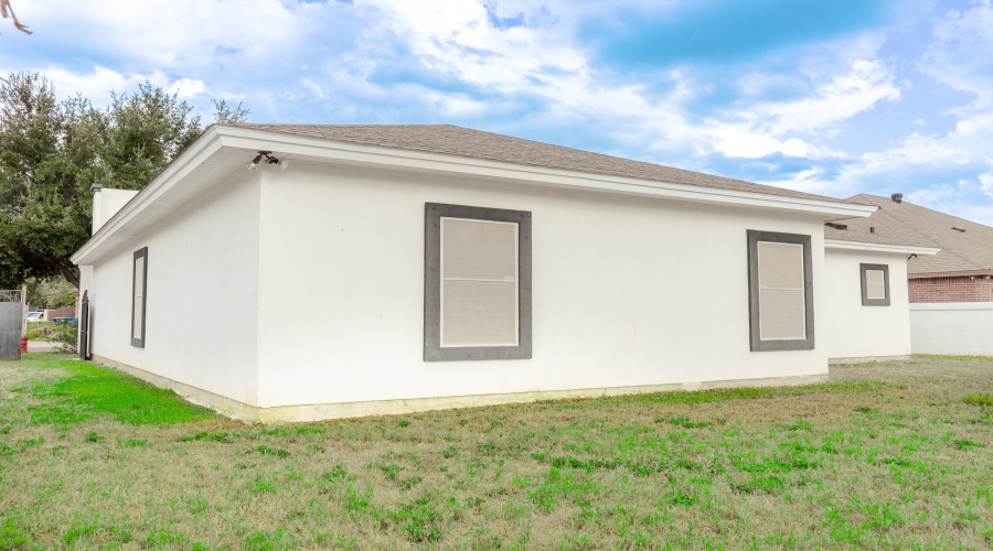 10620 Porfirio Dr, LAREDO, Texas 78045, 3 Bedrooms Bedrooms, 8 Rooms Rooms,2 BathroomsBathrooms,Residential,For Rent,10620 Porfirio Dr,20254022