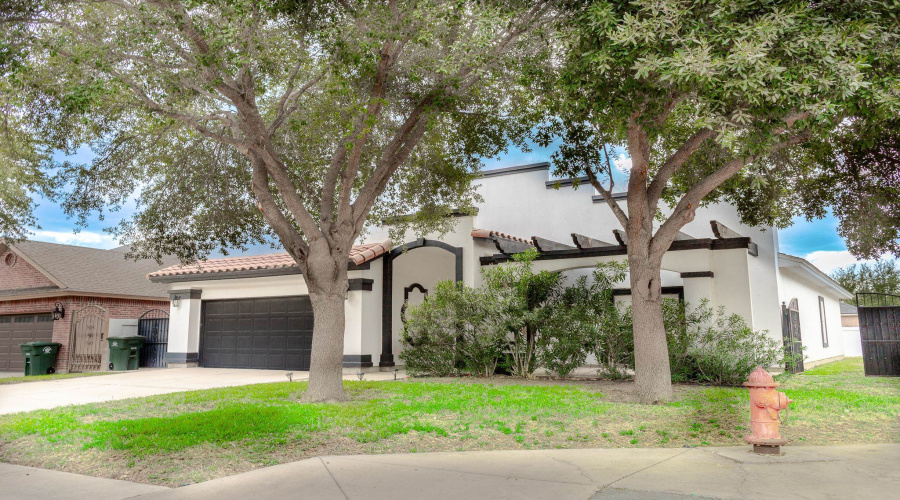 10620 Porfirio Dr, LAREDO, Texas 78045, 3 Bedrooms Bedrooms, 8 Rooms Rooms,2 BathroomsBathrooms,Residential,For Rent,10620 Porfirio Dr,20254022