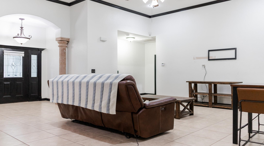10620 Porfirio Dr, LAREDO, Texas 78045, 3 Bedrooms Bedrooms, 8 Rooms Rooms,2 BathroomsBathrooms,Residential,For Rent,10620 Porfirio Dr,20254022