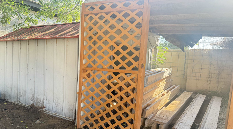 2602 Ireland St, Laredo, Texas 78046, 2 Bedrooms Bedrooms, 6 Rooms Rooms,2 BathroomsBathrooms,Residential,For Sale,2602 Ireland St,20254024