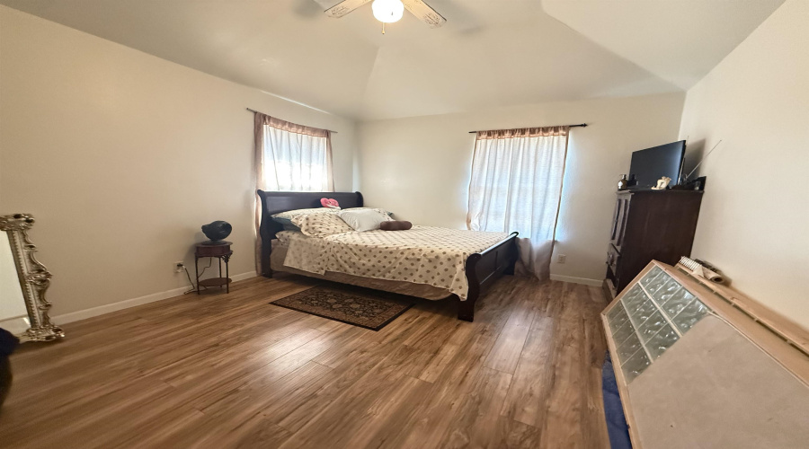 2602 Ireland St, Laredo, Texas 78046, 2 Bedrooms Bedrooms, 6 Rooms Rooms,2 BathroomsBathrooms,Residential,For Sale,2602 Ireland St,20254024