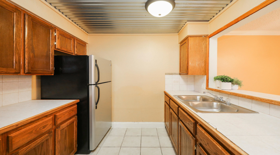 101 W Del Mar Blvd, LAREDO, Texas 78041, 2 Bedrooms Bedrooms, 5 Rooms Rooms,2 BathroomsBathrooms,Residential,For Sale,101 W Del Mar Blvd,20254026