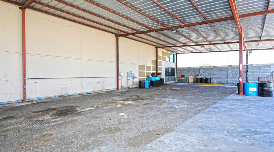 301 Grand Central Blvd, LAREDO, Texas 78045, 1 Bedroom Bedrooms, ,1 BathroomBathrooms,Commercial/industrial,For Rent,301 Grand Central Blvd,20254336