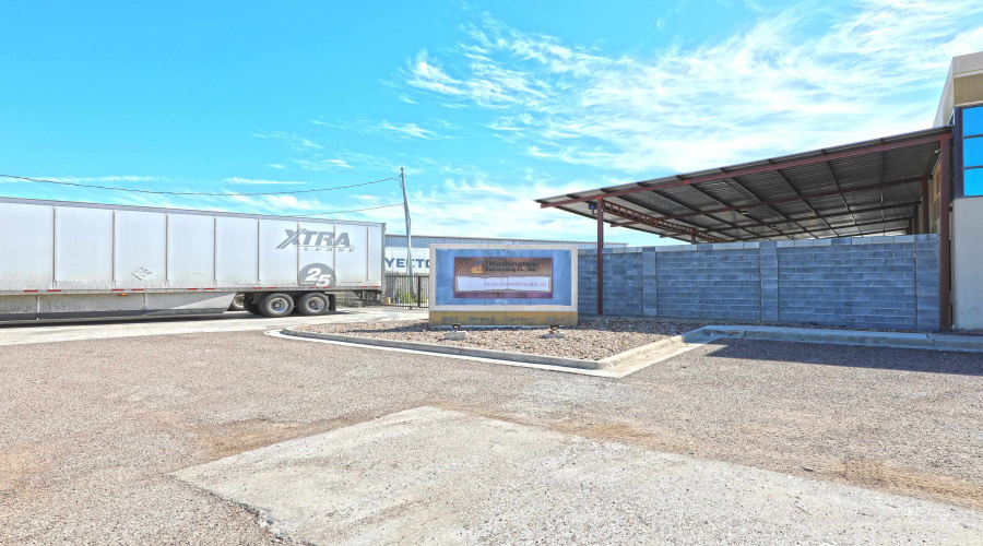 301 Grand Central Blvd, LAREDO, Texas 78045, 1 Bedroom Bedrooms, ,1 BathroomBathrooms,Commercial/industrial,For Rent,301 Grand Central Blvd,20254336