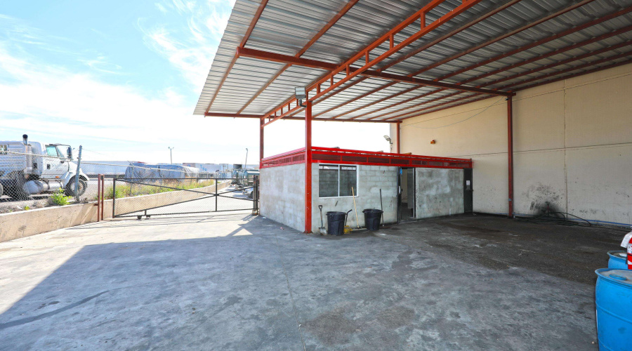 301 Grand Central Blvd, LAREDO, Texas 78045, 1 Bedroom Bedrooms, ,1 BathroomBathrooms,Commercial/industrial,For Rent,301 Grand Central Blvd,20254336